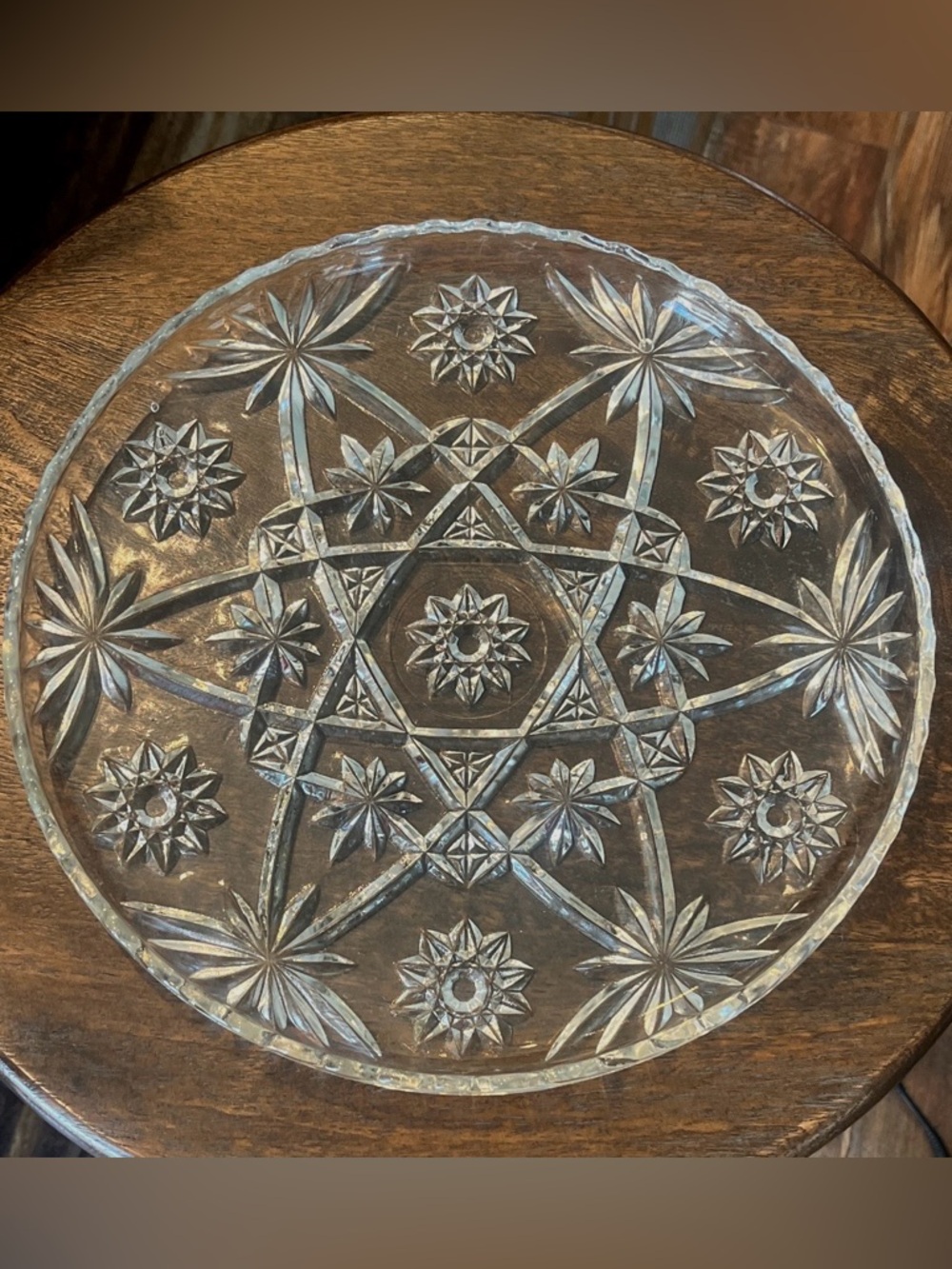 Anchor Hocking 11 inch Star of David Round EAPC Pressed Glass Serving Plate